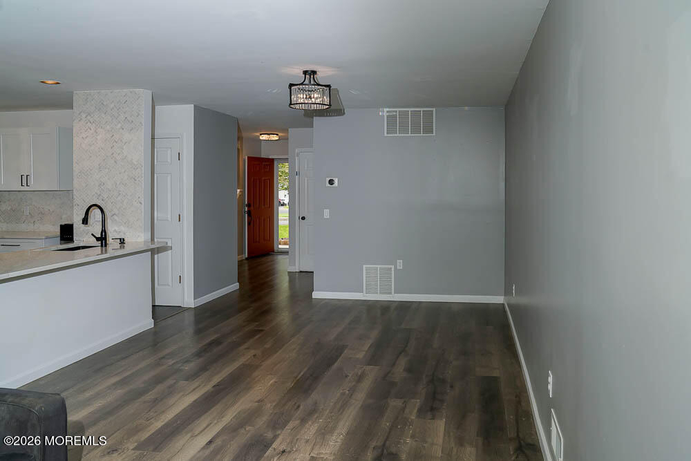 23 Commons Drive - Photo 18