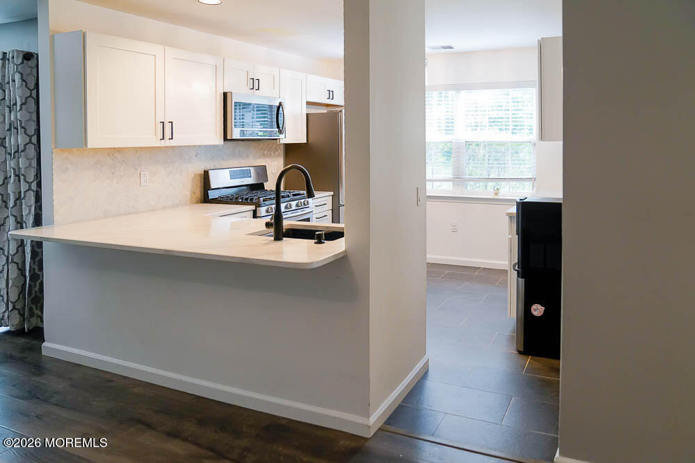 23 Commons Drive - Photo 8
