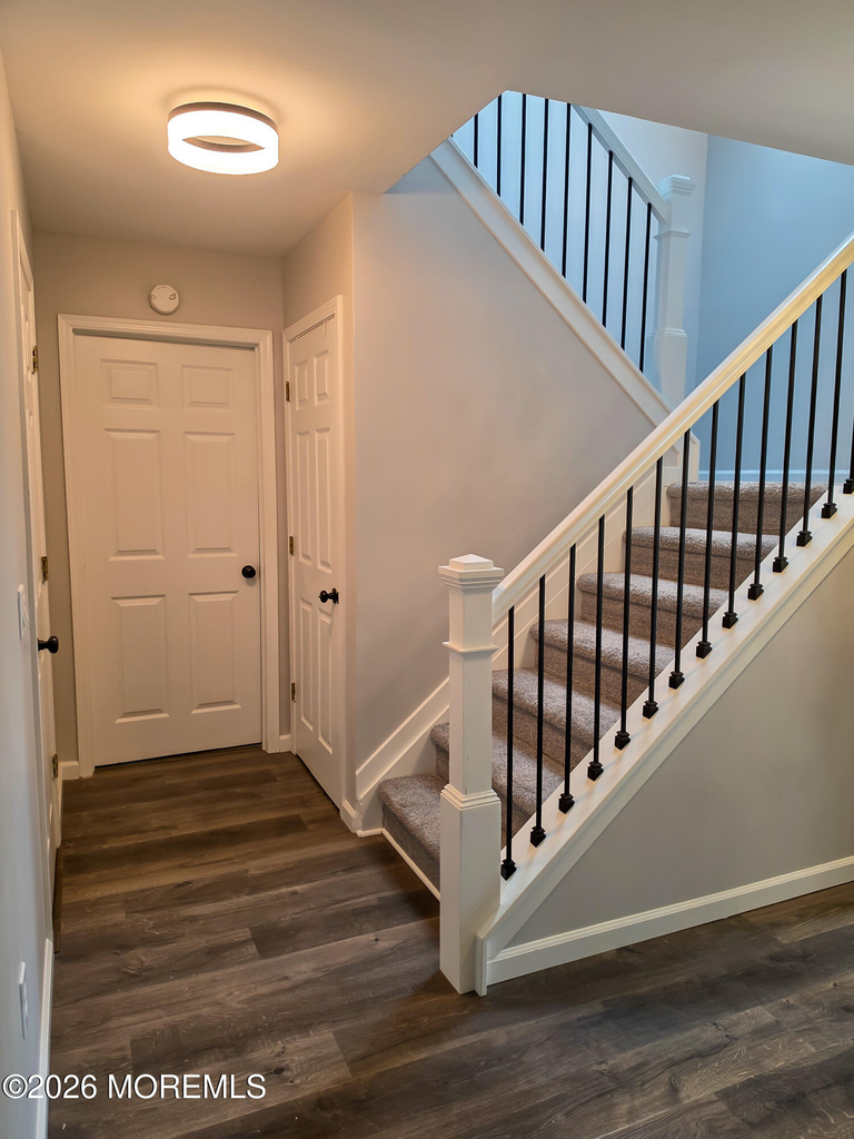 23 Commons Drive - Photo 5