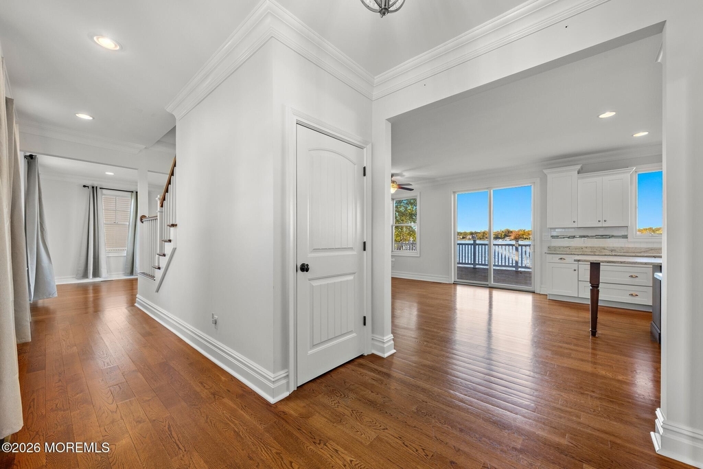 443 Driveway - Photo 7