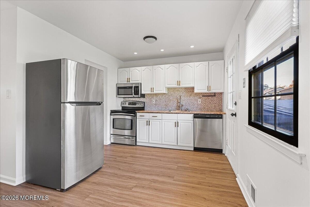 114 Village Green Way - Photo 17