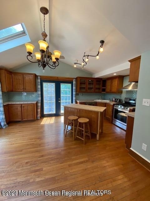 190 Oakwood Avenue - Photo 0