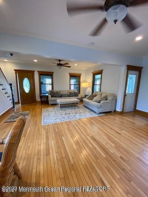 190 Oakwood Avenue - Photo 2