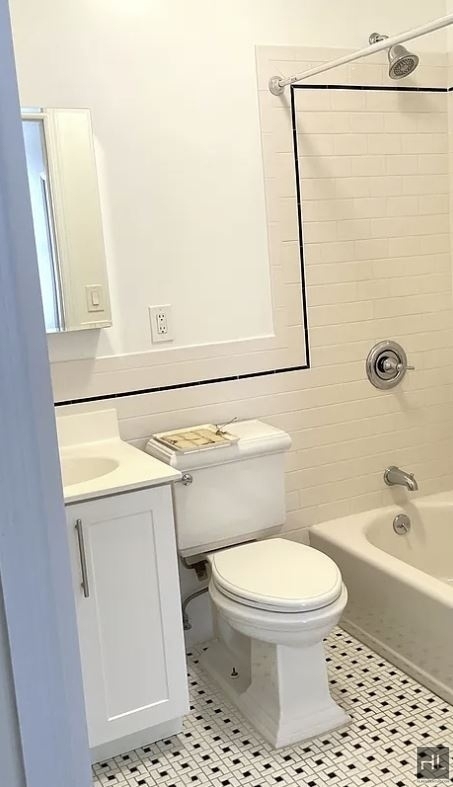 West 56 Street - Photo 6