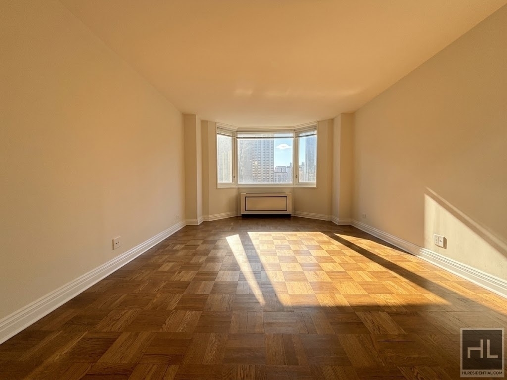 East 71st Street - Photo 2