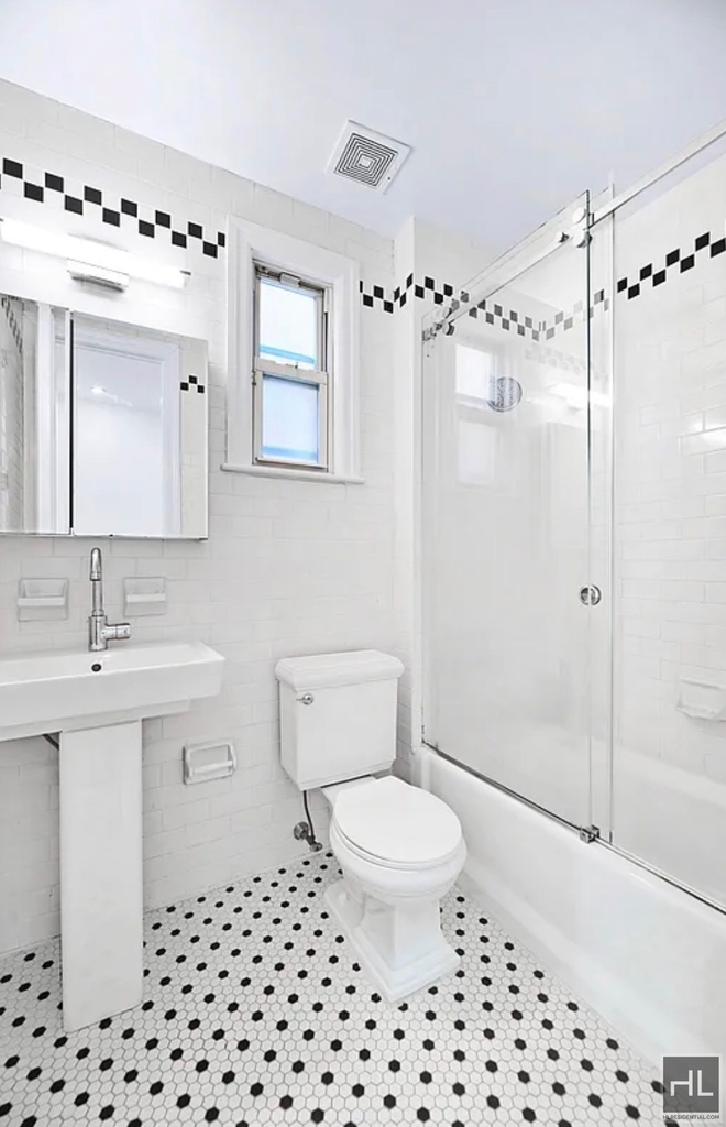 East 57 Street - Photo 7