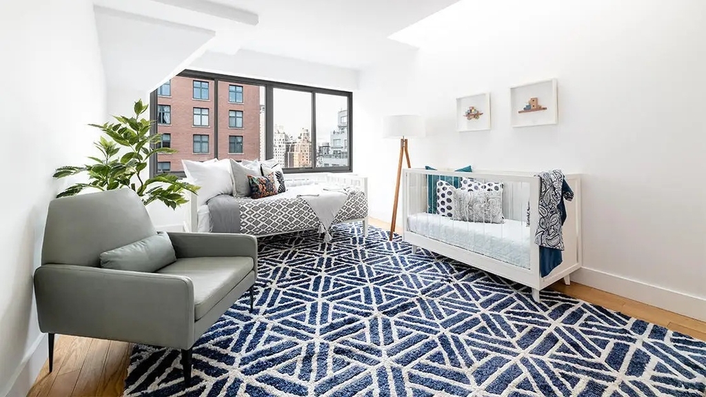 201 East 69th Street - Photo 19