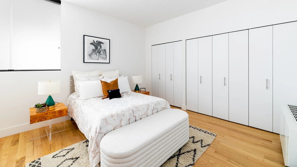 201 East 69th Street - Photo 16