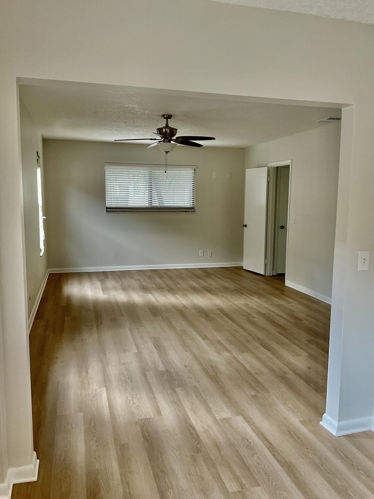 810 Park Place - Photo 16