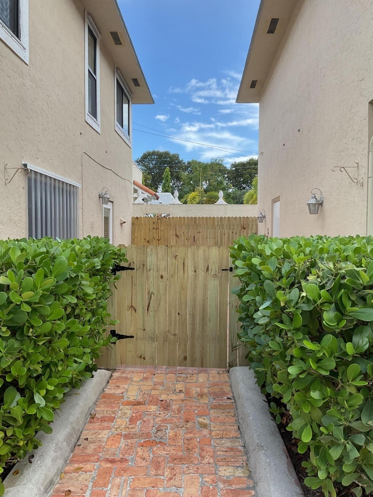 810 Park Place - Photo 28
