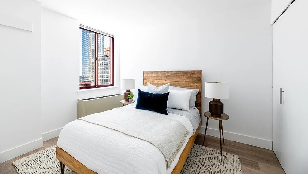 444 West 35th Street - Photo 6