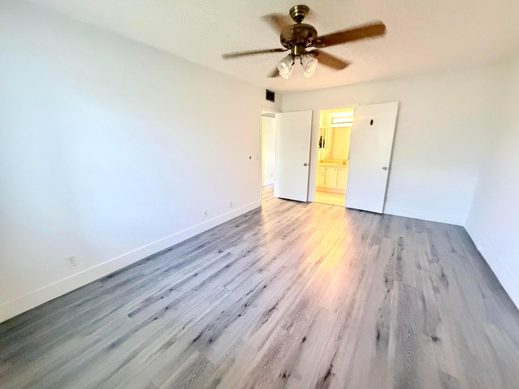 801 Sw 133rd Terrace Nw - Photo 4