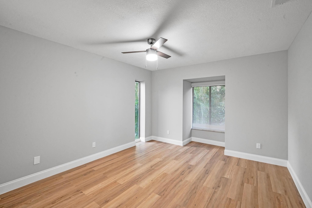 800 Nw Fork Road - Photo 12
