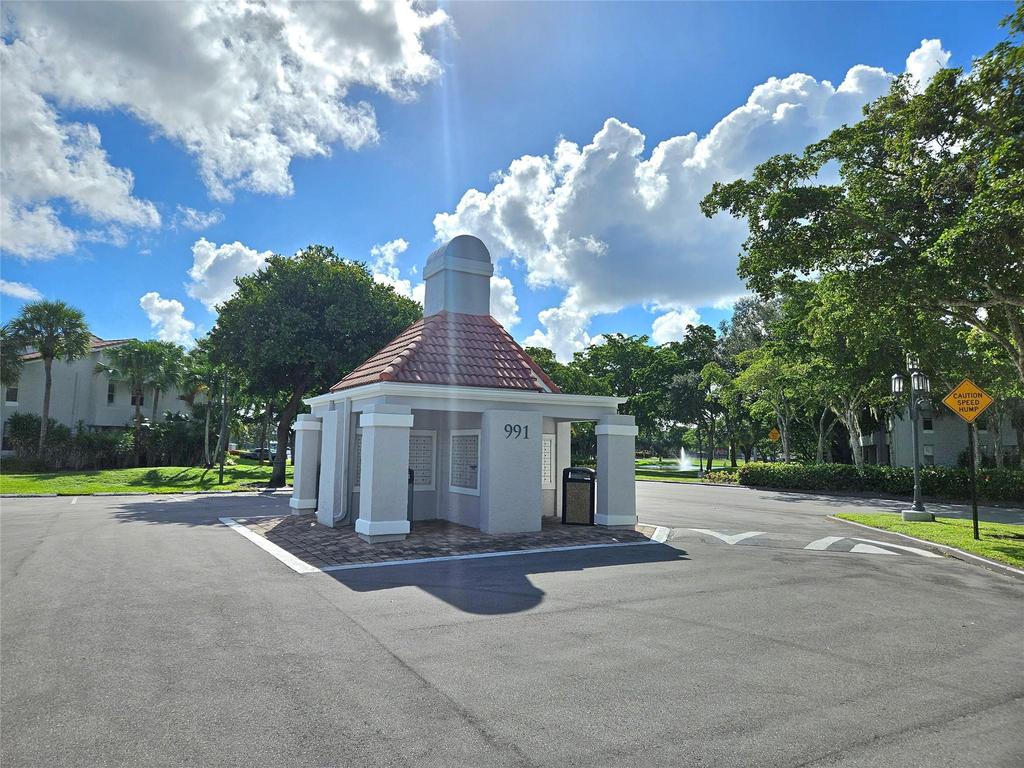 701 Lyons Road - Photo 29