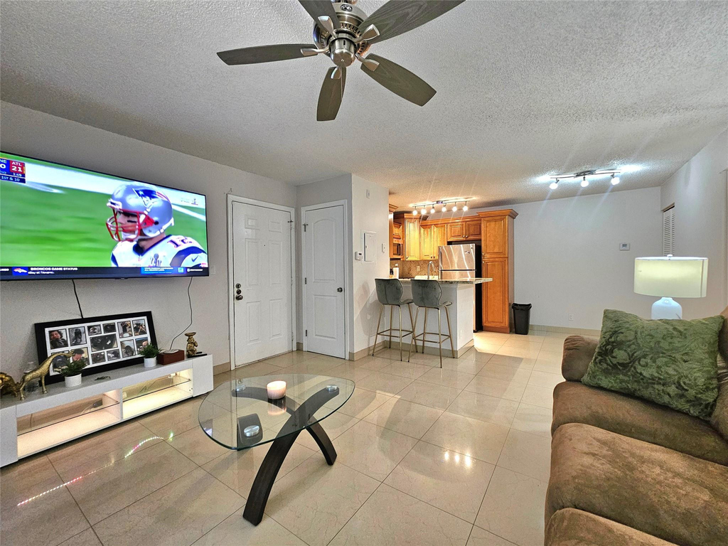 701 Lyons Road - Photo 0