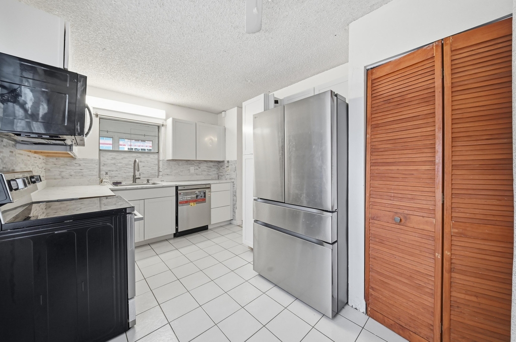 7875 Margate Boulevard - Photo 10
