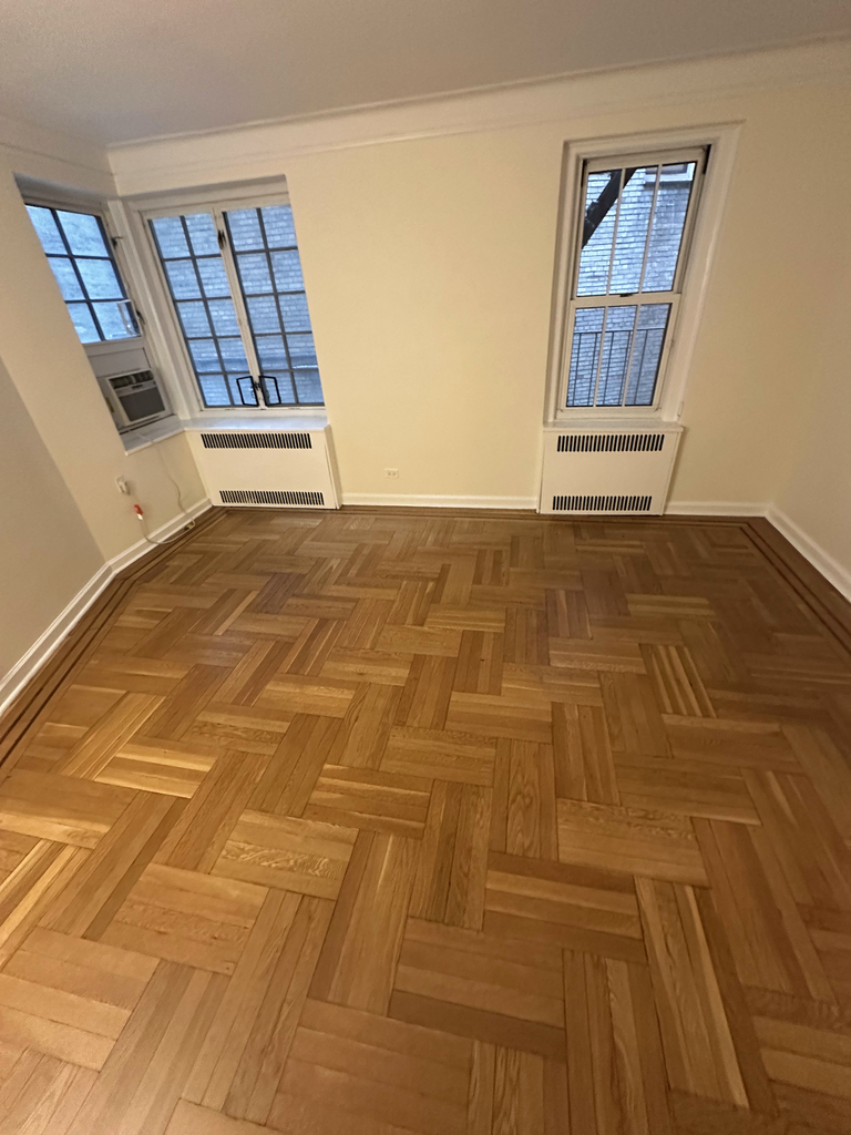 1 Jane Street - Photo 4