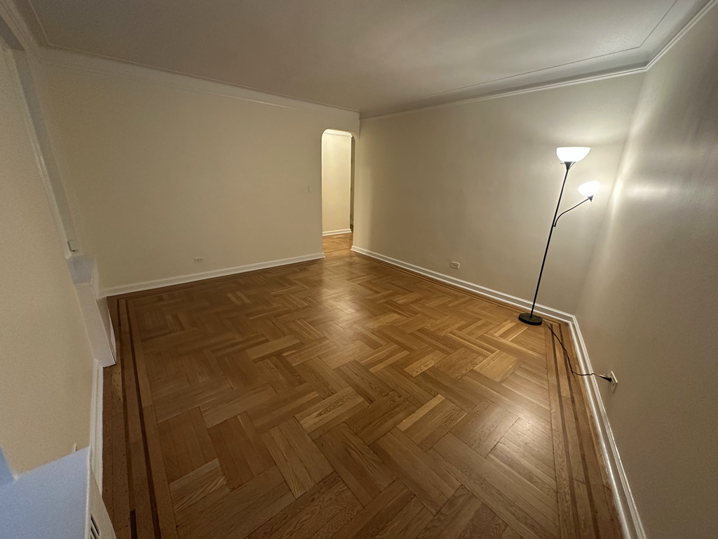 1 Jane Street - Photo 2