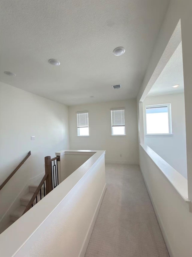 7043 Lathrop Lane - Photo 20