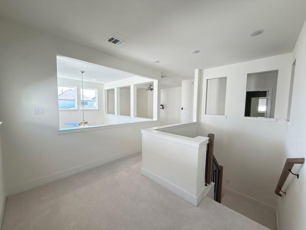 7043 Lathrop Lane - Photo 18