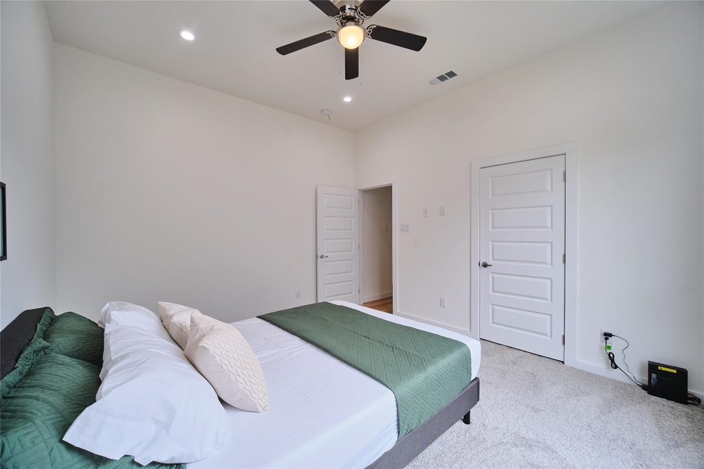 1350 Strickland Street - Photo 22