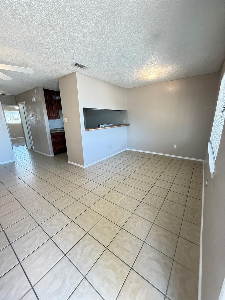 101 West Place - Photo 7