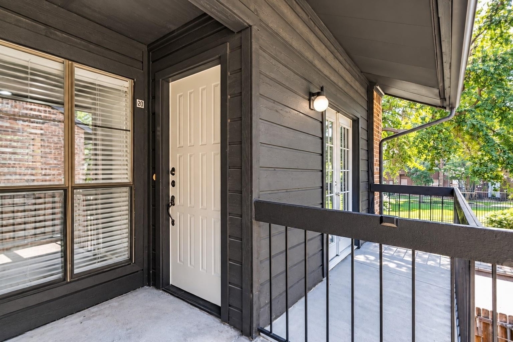 7525 Holly Hill Drive - Photo 1