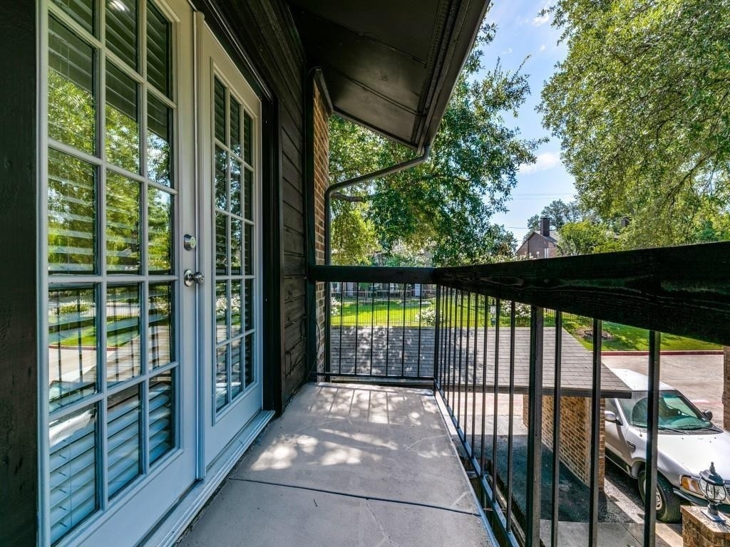 7525 Holly Hill Drive - Photo 17