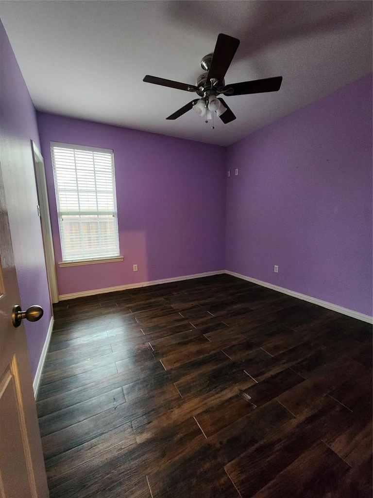2480 Deerwood Drive - Photo 9