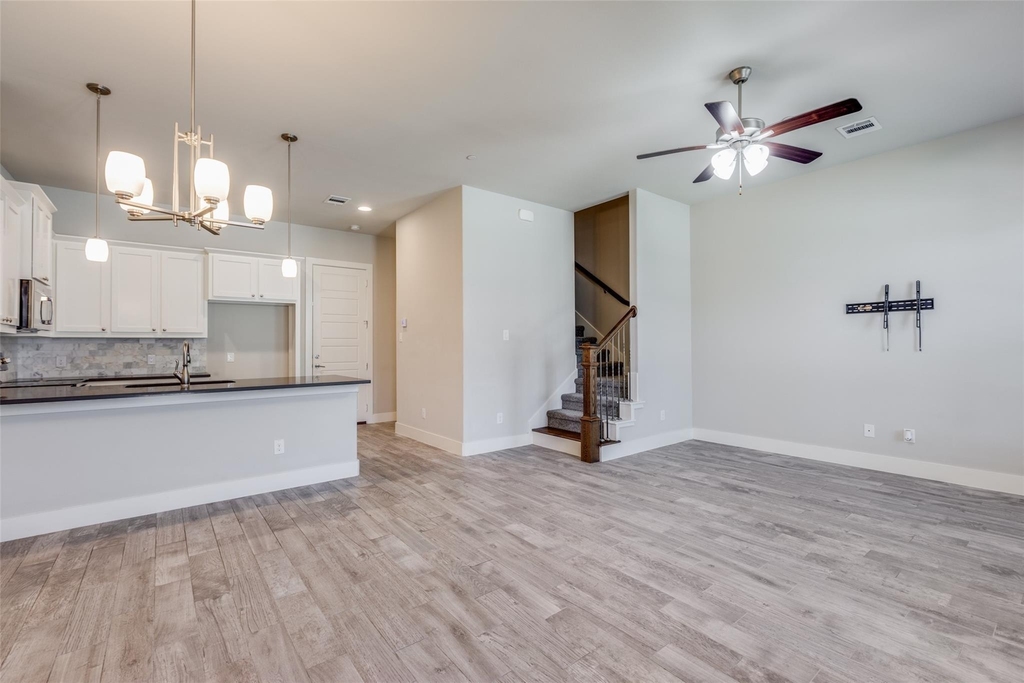 803 Aberdeen Crossing - Photo 9