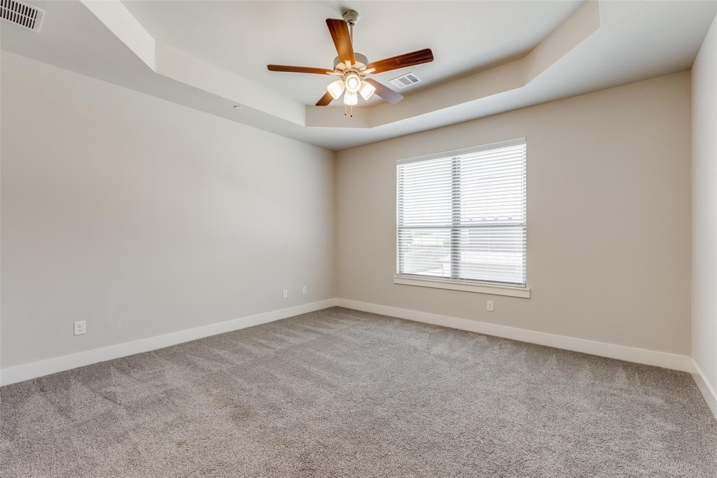 803 Aberdeen Crossing - Photo 4