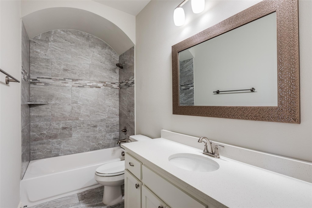 803 Aberdeen Crossing - Photo 2
