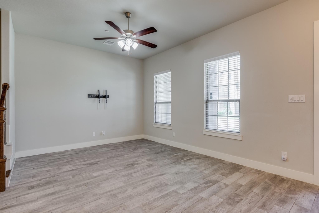 803 Aberdeen Crossing - Photo 10