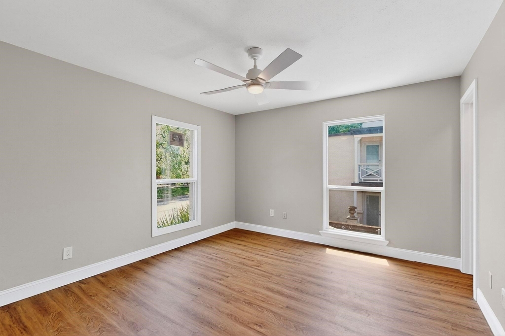 5919 E University Boulevard - Photo 18