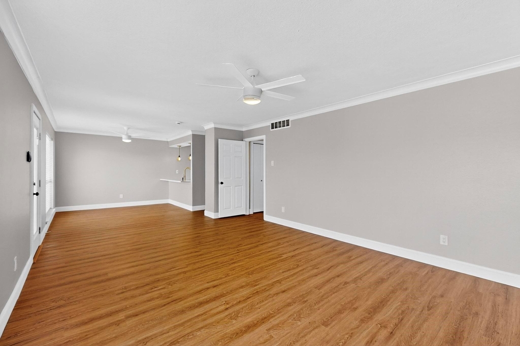 5919 E University Boulevard - Photo 12