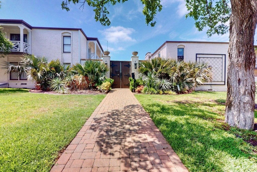 5919 E University Boulevard - Photo 31