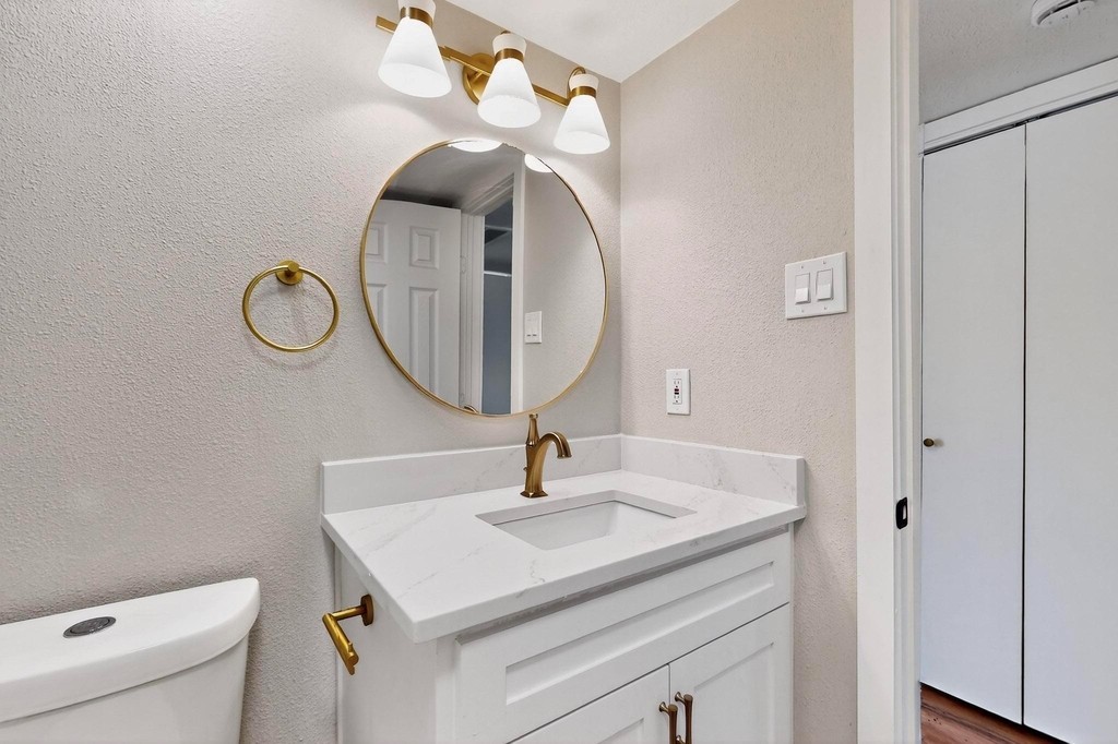 5919 E University Boulevard - Photo 17
