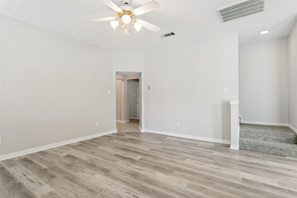 1219 Devonshire Drive - Photo 12