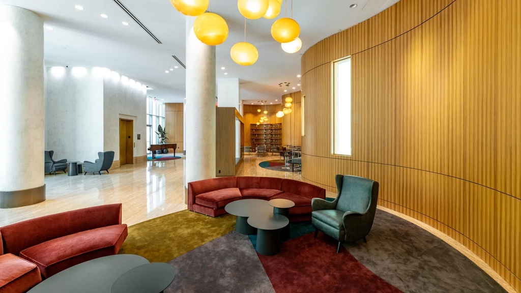 505 West 37th Street - Photo 10