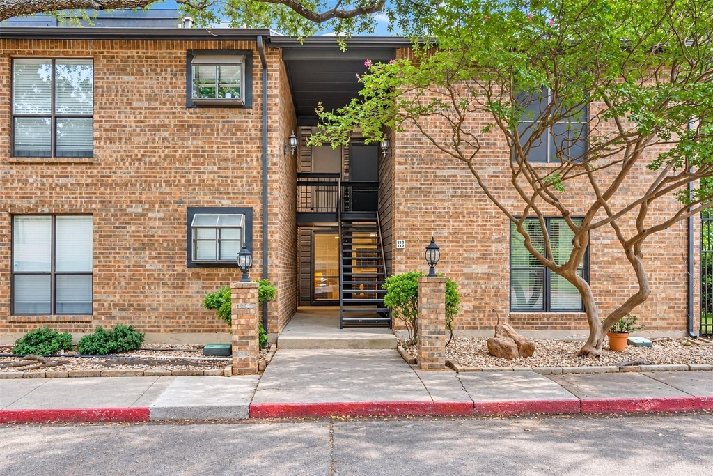 7525 Holly Hill Drive - Photo 16