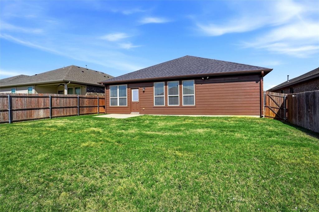 1112 Bowlus Drive - Photo 14