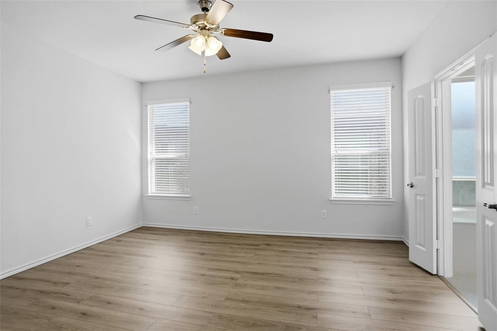 1112 Bowlus Drive - Photo 7