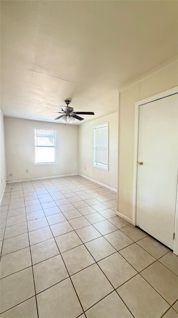 2034 Fannin Street - Photo 25