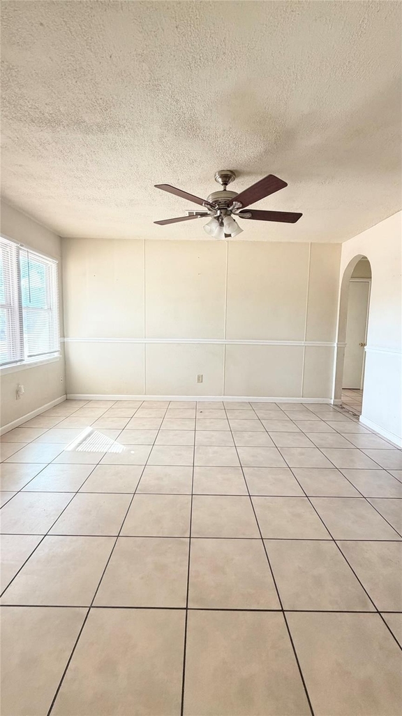 2034 Fannin Street - Photo 14