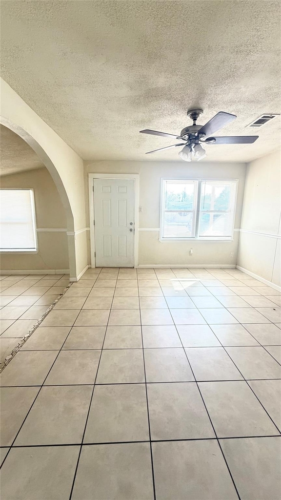 2034 Fannin Street - Photo 16