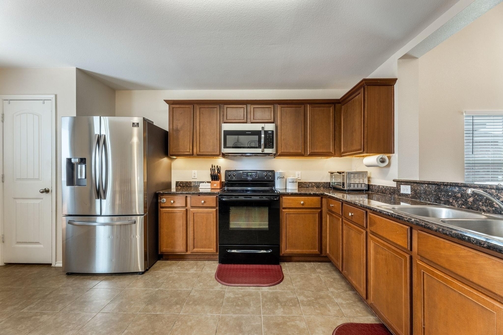 2121 Meadow View Drive - Photo 7