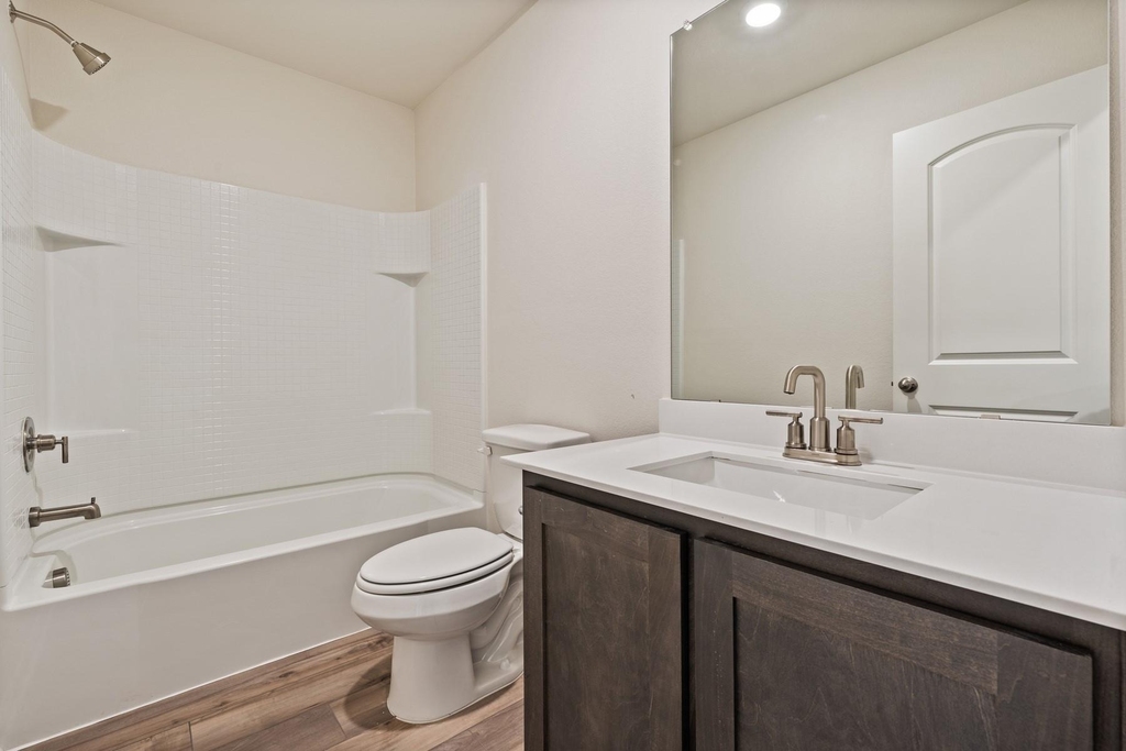 908 Burlington Avenue - Photo 9