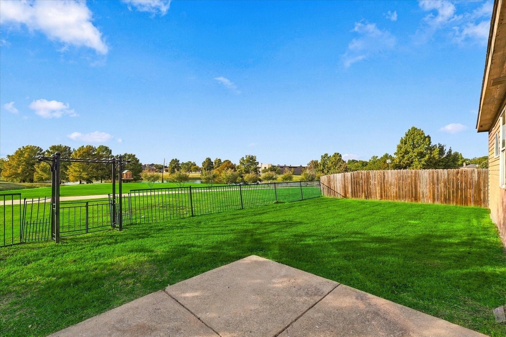 2220 Willow Drive - Photo 24