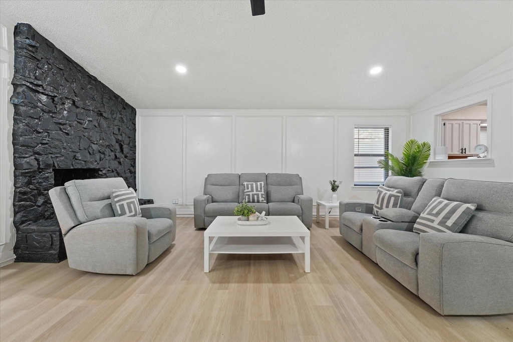 4609 Rockland Drive - Photo 5