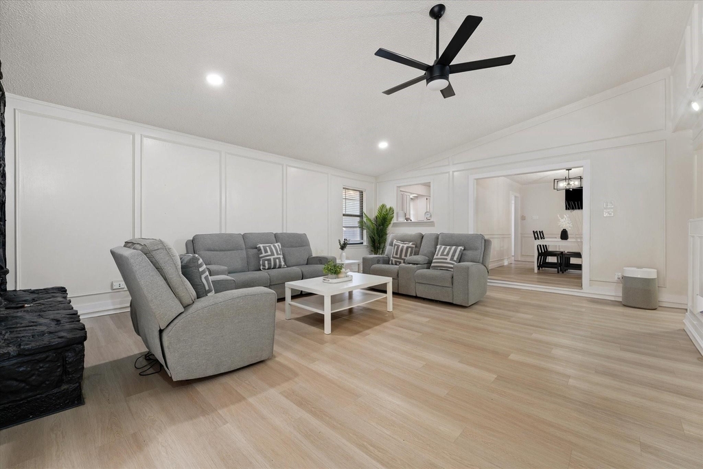 4609 Rockland Drive - Photo 6